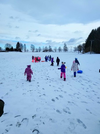 Hurá, je tu karneval 2023-02-02Foto MŠ D. Třebonín 0001